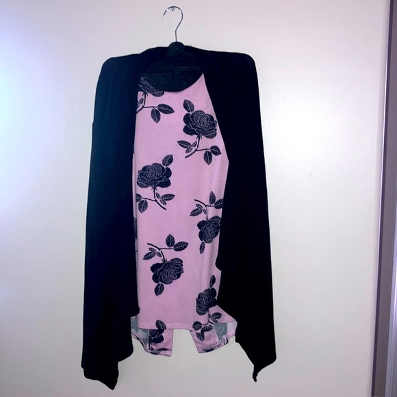 Lily Morgan Pink Dress Top w/ Black Roses - Picture 5 of 5